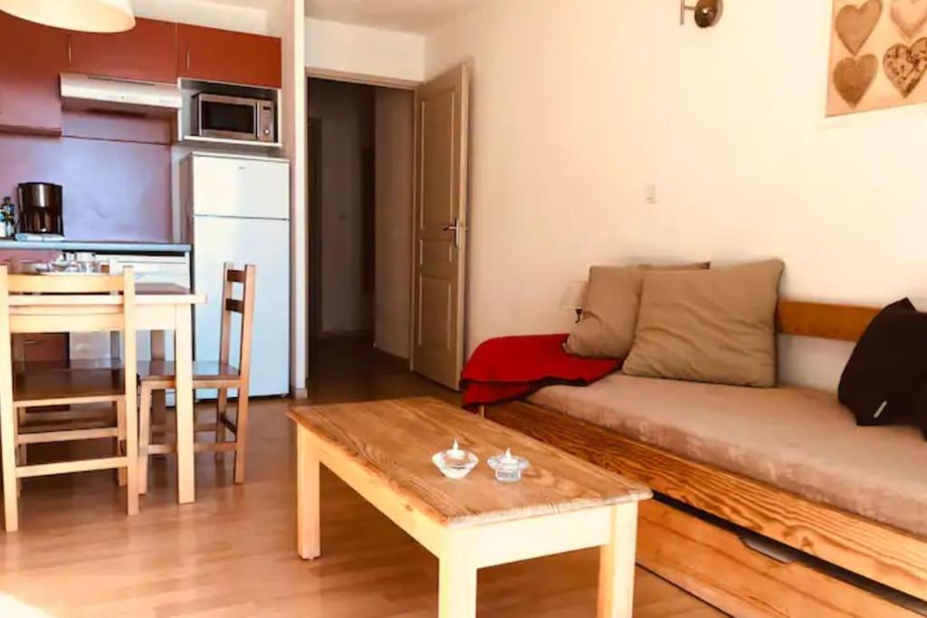 Charmant T3 Avec Vue Montagne Et Parking Privatif Font-Romeu-Odeillo-Via Exterior foto
